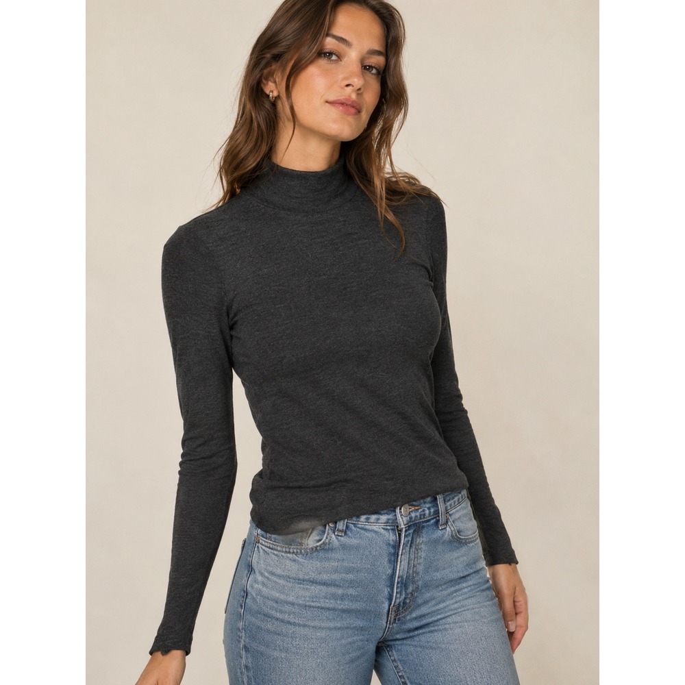 Escada Margaretha Ley Gray 100% Wool Mock Neck Sweater Button Back Size 34